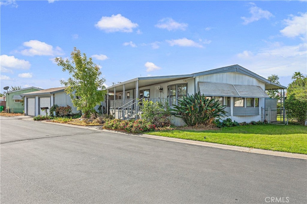 152 Seville Ct