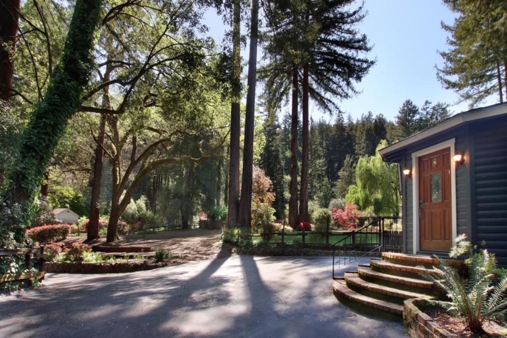 116 Wildrose Terrace