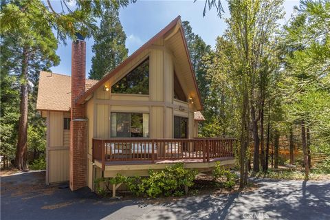 27207 Bernina Drive Lake Arrowhead CA 92352