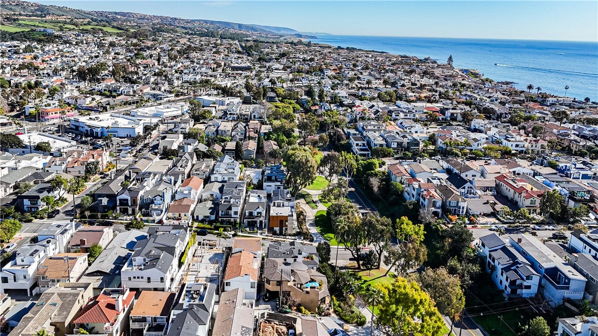 400 Heliotrope, Corona Del Mar CA 92625 - Photo 46