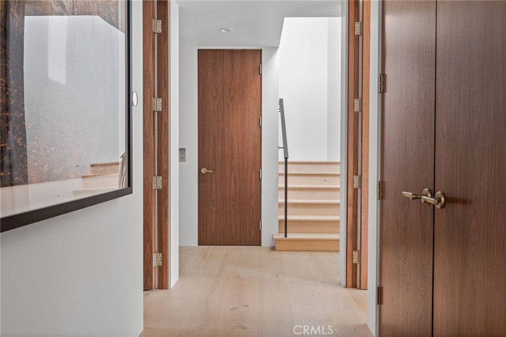 400 Heliotrope, Corona Del Mar CA 92625 - Photo 37