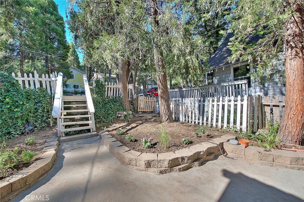 Crestline (CRES) - Residential