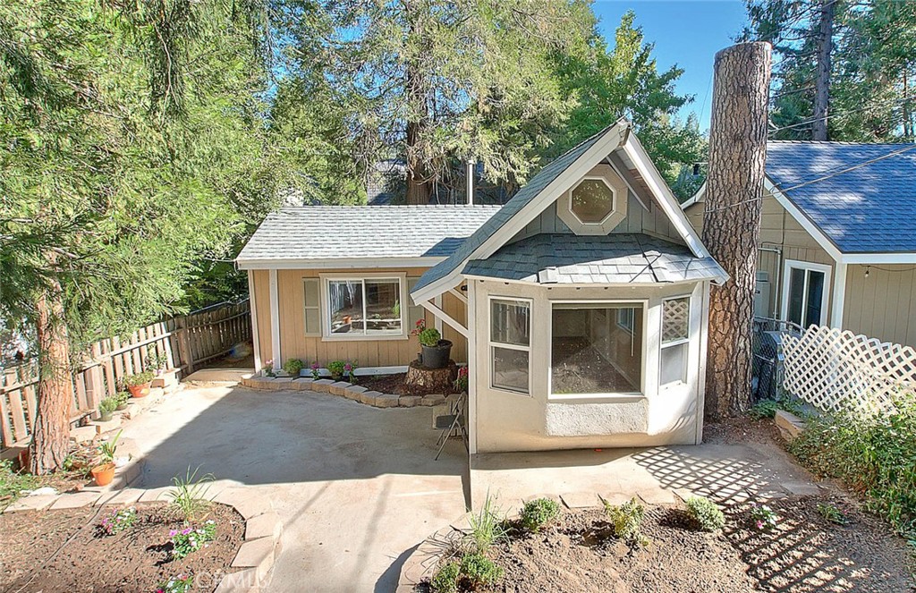 Crestline (CRES) - Residential