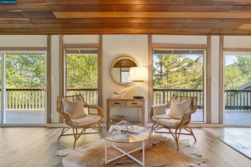 ORINDA PARK - Residential