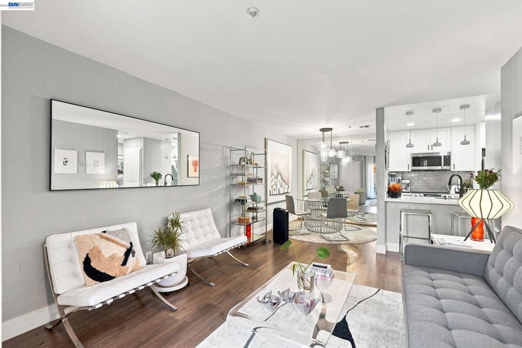 3173 Wayside Plaza 113