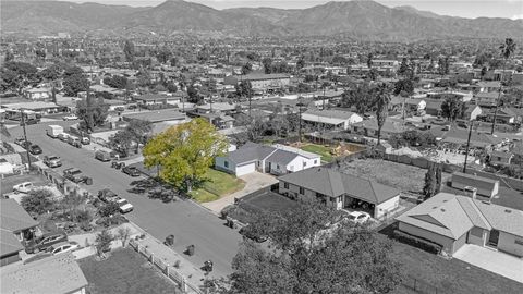 Photo of 7715 Rogers Lane, San Bernardino, CA 92410 (MLS # IV26033408)