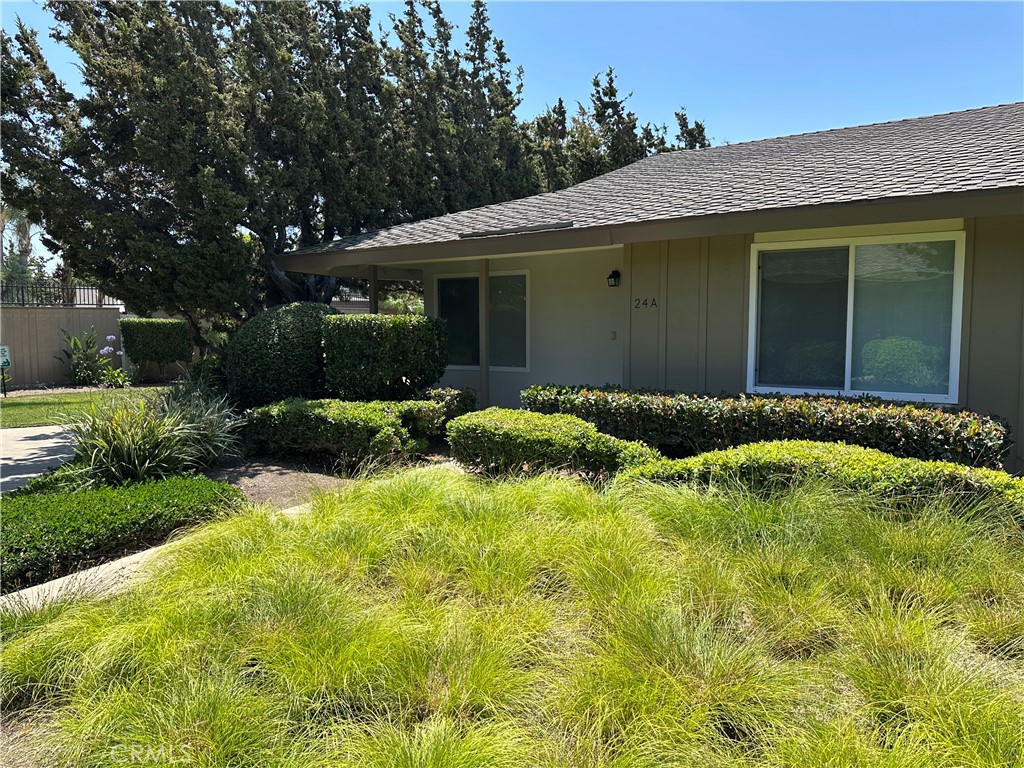 Looking for a comfy, low-maintenance spot to call home? This 1-bedroom, 1-bath condo in Tustin might be just what you’re after. In addition to a prime location it’s got a super open layout with a cozy fireplace, a chill dining area, and a kitchen that’s ready for all your meals—appliances included.
The bedroom has plenty of room to enjoy, and the bathroom has a full tub—perfect for when you need to soak the stress away. You’ll also have your own private patio to enjoy some fresh air, a 1-car garage for parking or storage, and access to two pools for those sunny SoCal days.
You’ll stay comfortable year-round with central heating and air, and there’s on-site laundry close by. The rent includes the HOA which covers water, trash, sewer, and front yard upkeep, so you can focus on settling in and enjoying the space.
Plus, it’s in a sweet spot—close to shopping, restaurants, parks, major freeways and great universities. Super convenient whether you're commuting or just exploring the area.