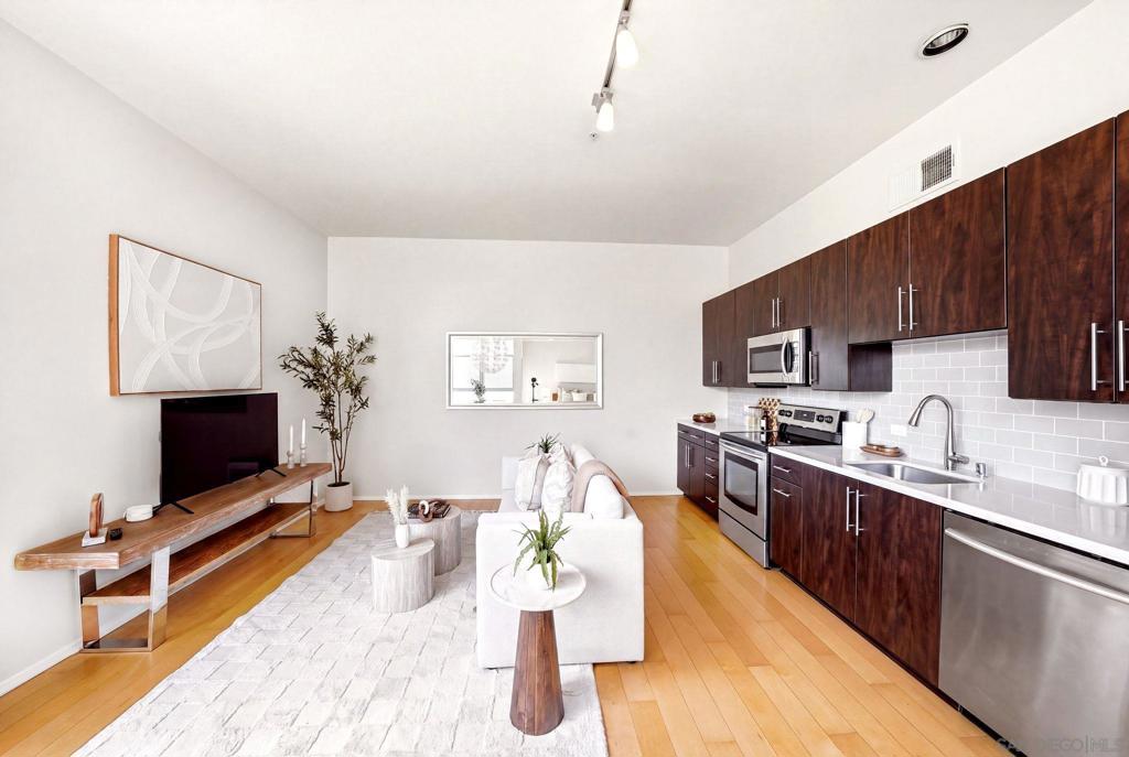 120 Island Ave 333