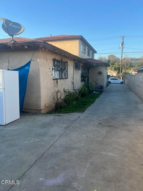4736 Fisher Street East Los Angeles CA 90022