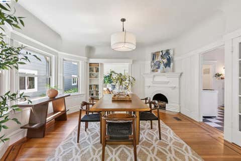 Photo of 2607 Alcatraz Ave AVE, Berkeley, CA 94705 (MLS # 41138851)