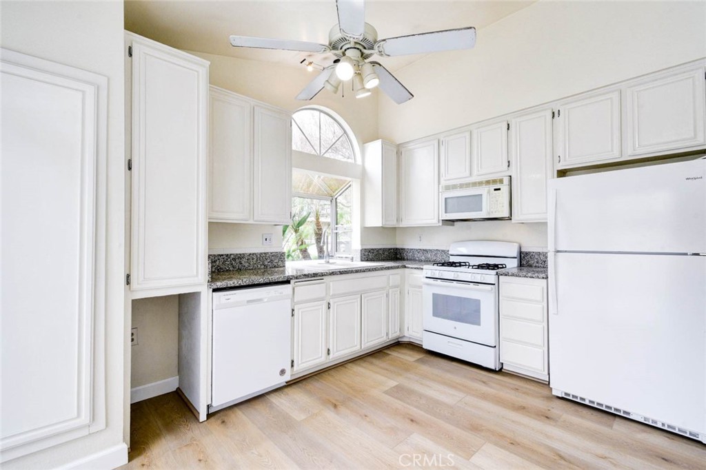 2175 Pacific Avenue F4