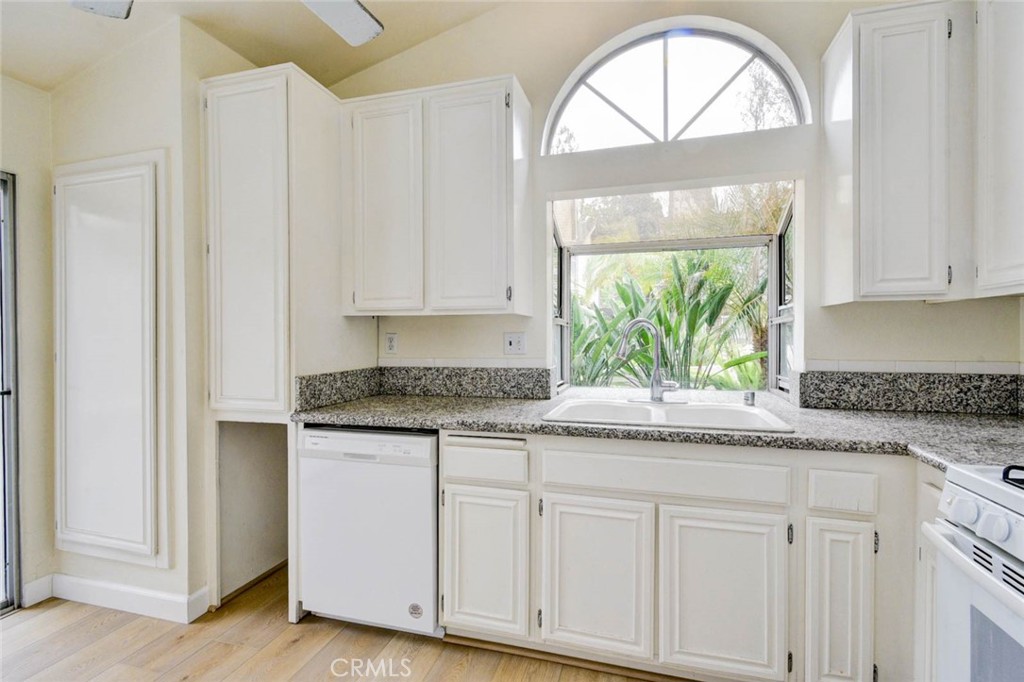 2175 Pacific Avenue F4