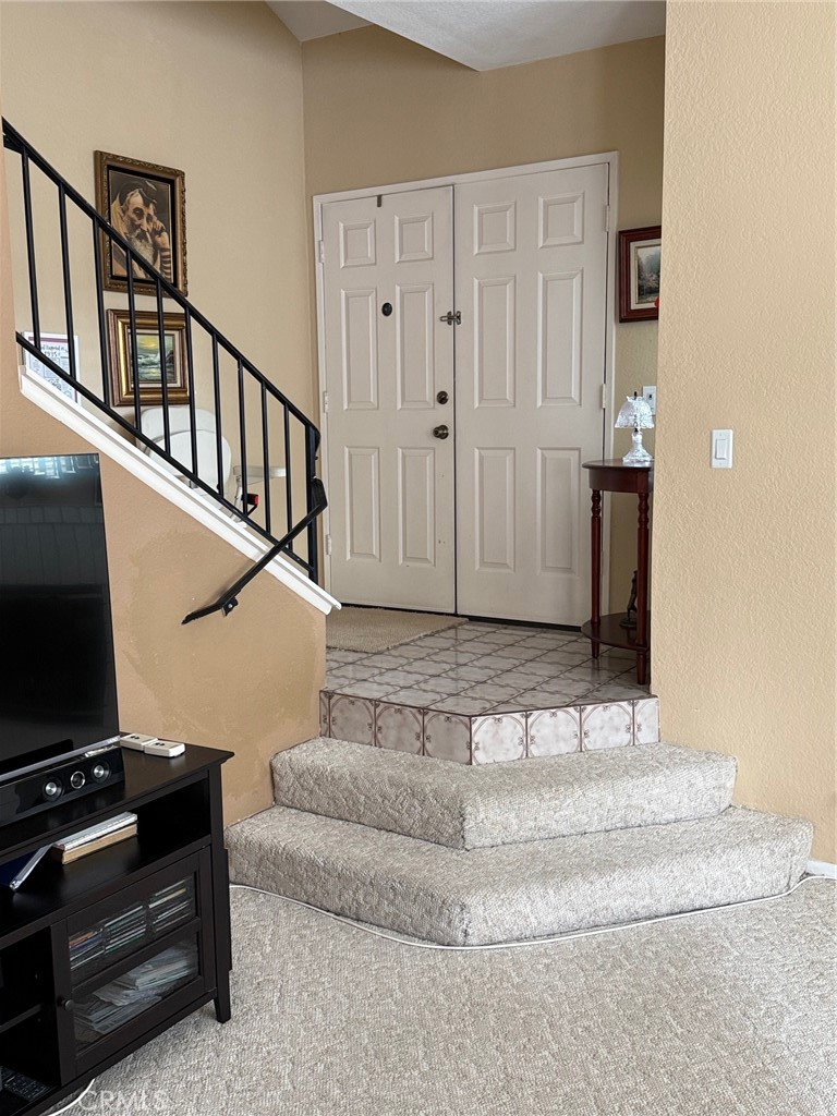 24376 Larchmont Court