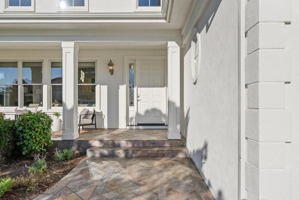 Photo of 29 Spyglass Court, Half Moon Bay, CA 94019 (MLS # ML82031928)