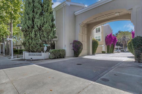 Photo of 315 Dunsmuir Terrace #2, Sunnyvale, CA 94085 (MLS # ML82065939)