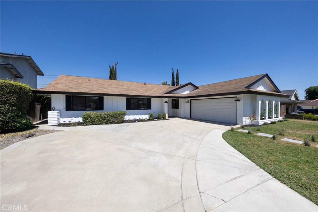 1370 Edgefield