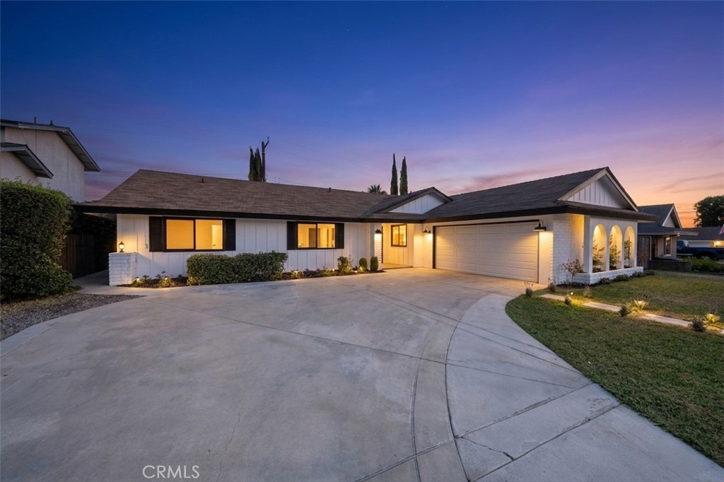 1370 Edgefield