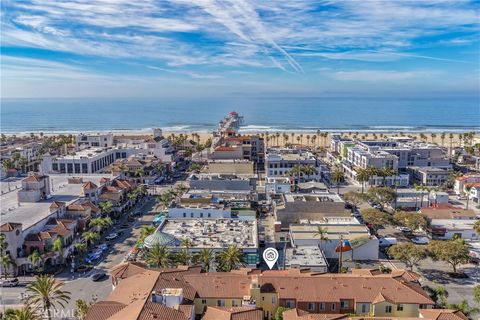 Photo of 308 5th Street, Huntington Beach, CA 92648 (MLS # OC26043117)