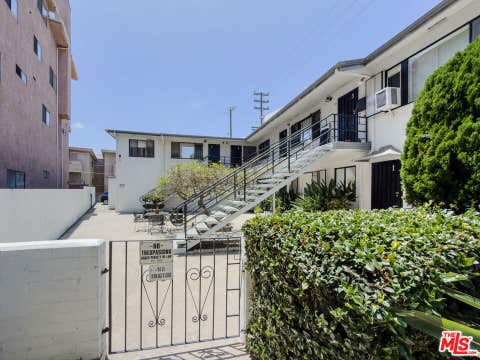 Photo of 1815 Greenfield Avenue, Los Angeles, CA 90025 (MLS # 26872213)