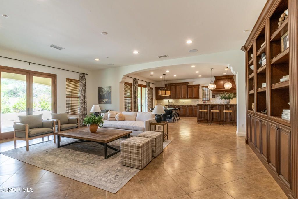 Photo of 790 Via Sedona, Newbury Park, CA 91320 (MLS # 225005185)