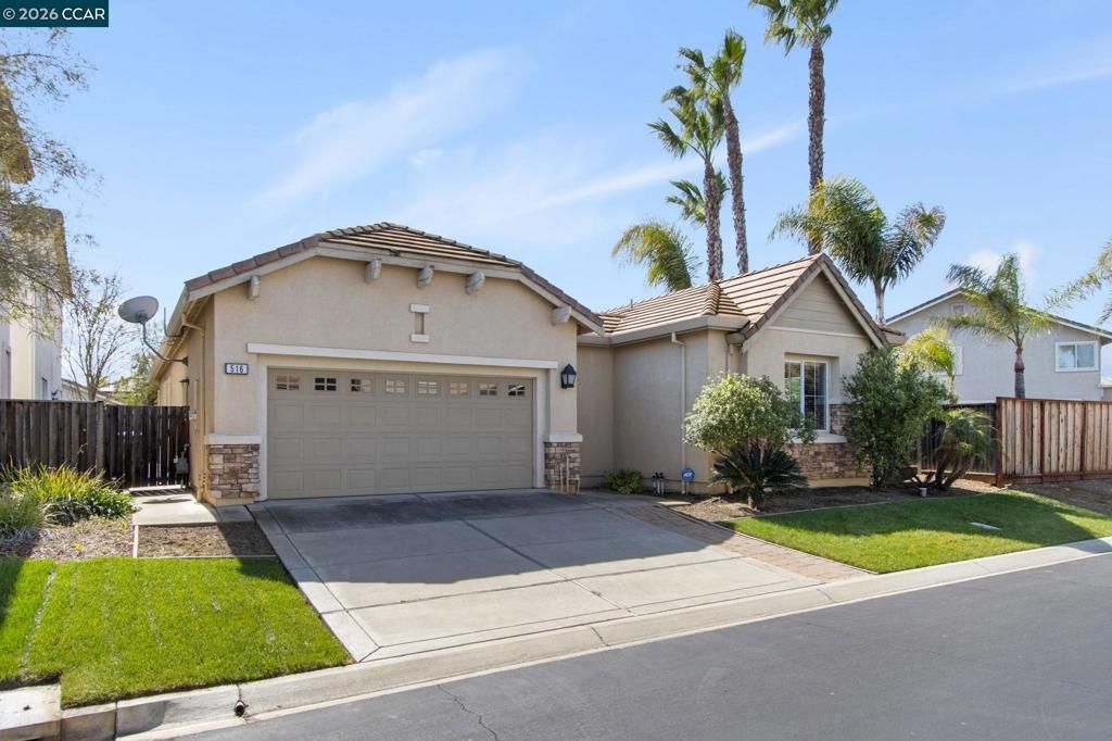 Photo of 516 Livingston Ct, Discovery Bay, CA 94505 (MLS # 41126436)