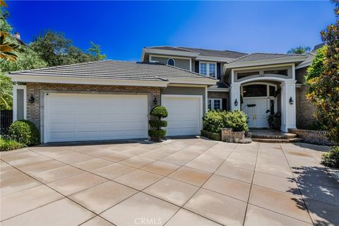 Photo of 582 N Alta Vista Avenue, Monrovia, CA 91016 (MLS # AR25151476)