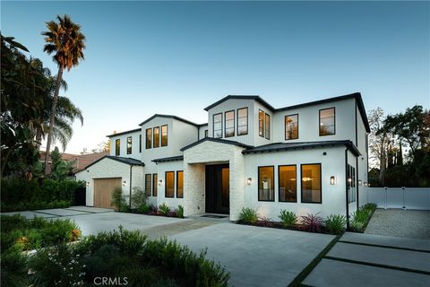 23416 Califa Street Woodland Hills CA 91367