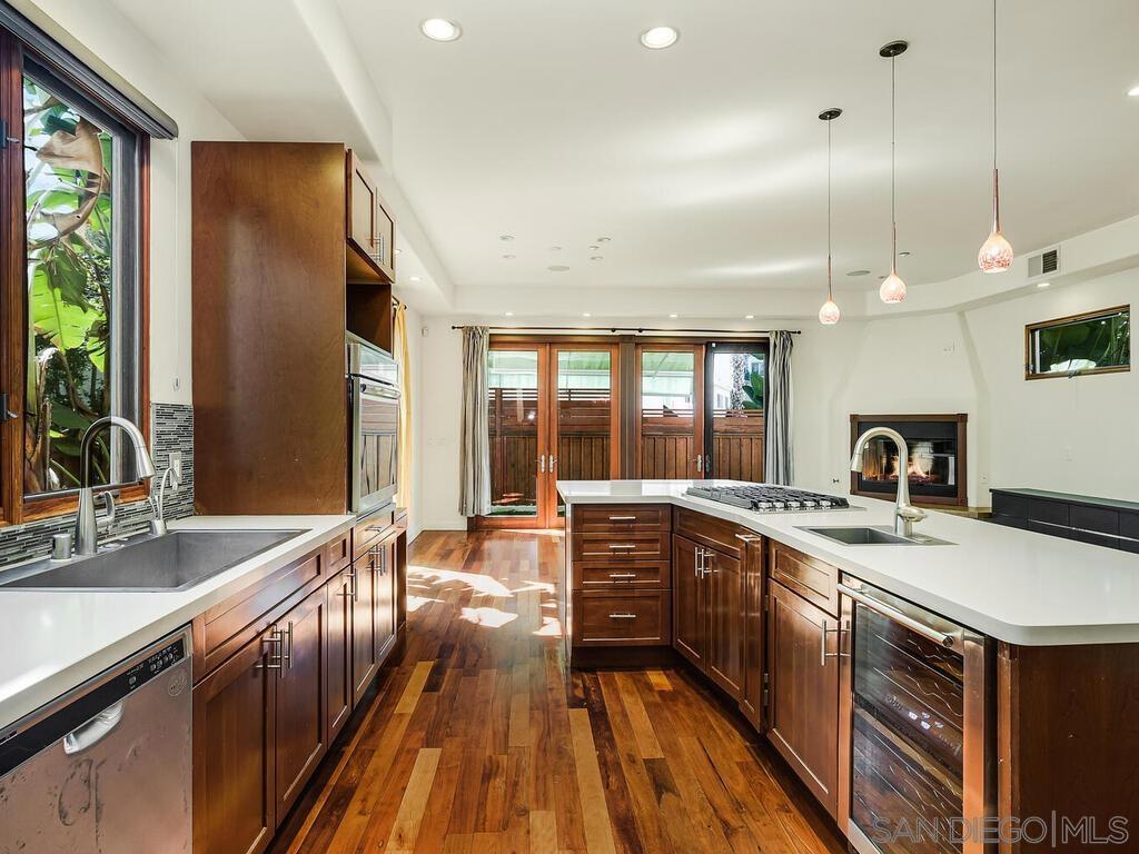 Coronado Village - Residential Lease