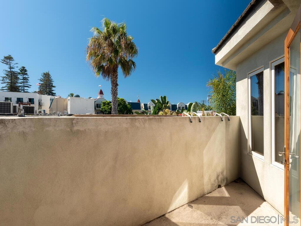 Coronado Village - Residential Lease