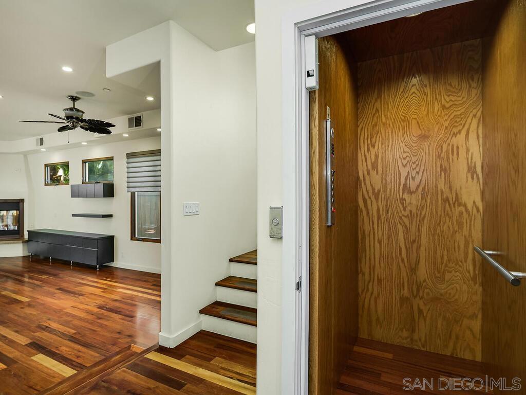 Coronado Village - Residential Lease