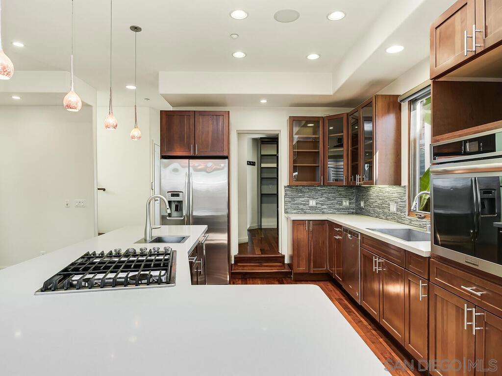 Coronado Village - Residential Lease