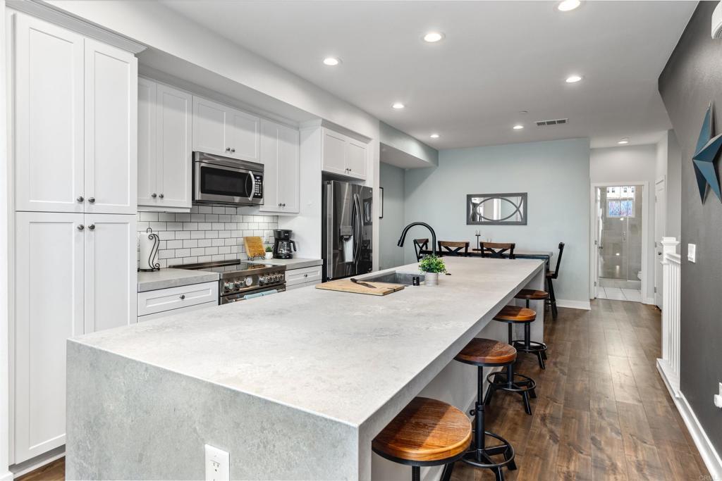 1121 Makena Way