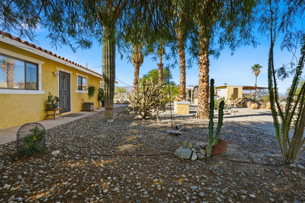 Vista Del Mar - Residential