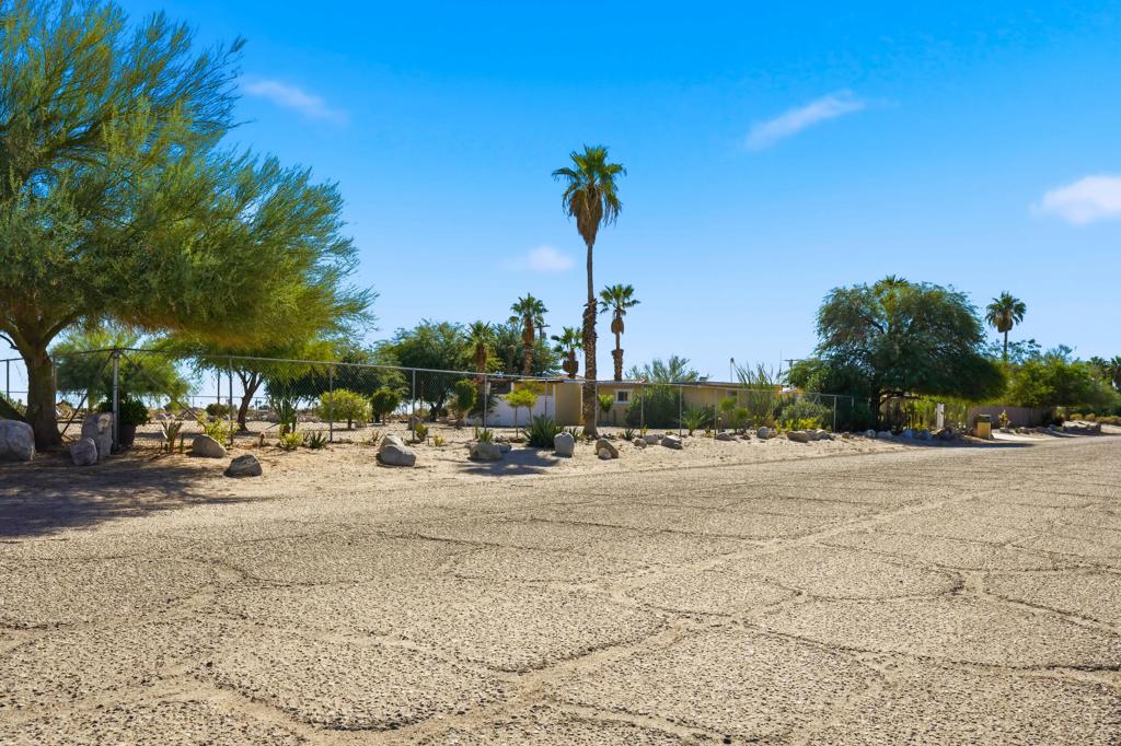 Vista Del Mar - Residential