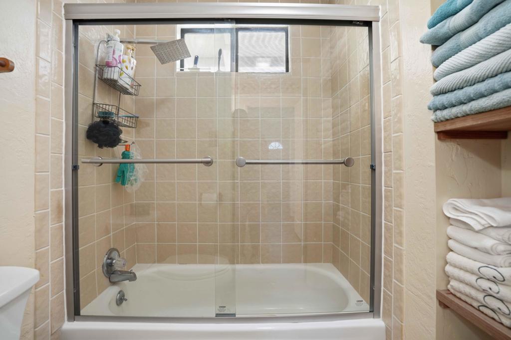 Vista Del Mar - Residential