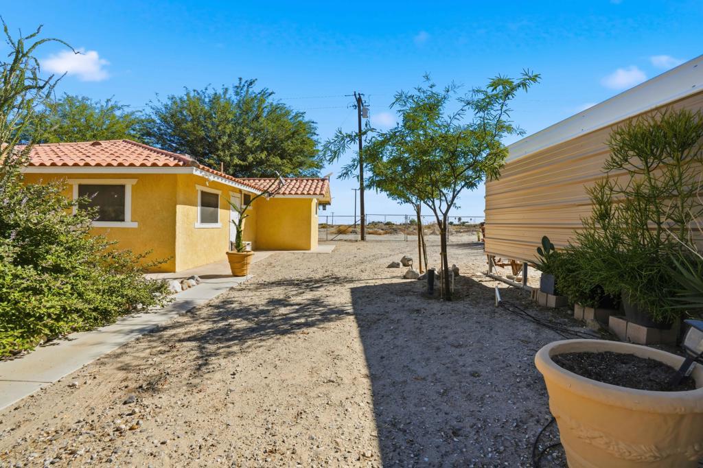 Vista Del Mar - Residential