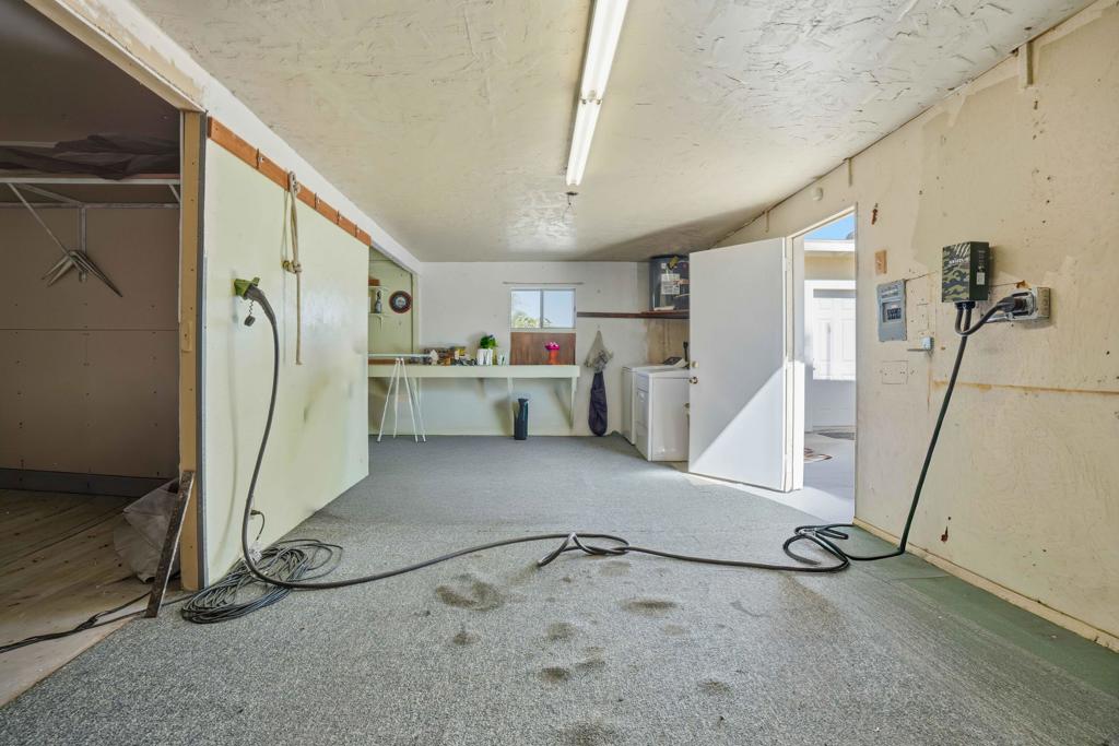 Vista Del Mar - Residential