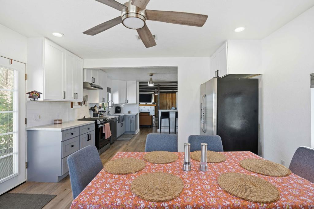 Vista Del Mar - Residential