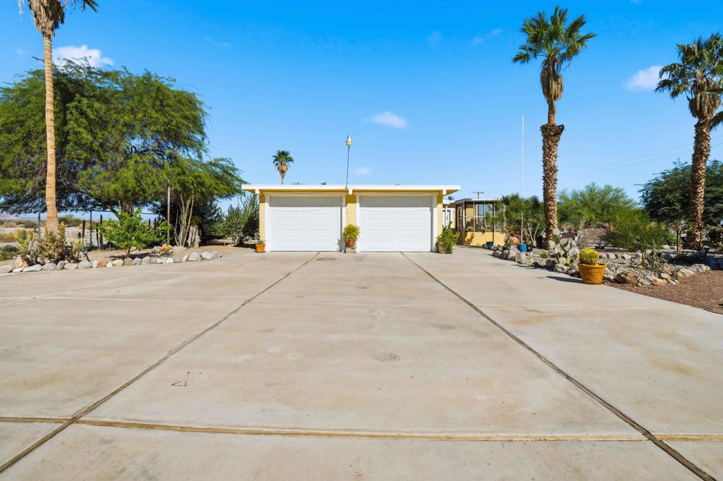 Vista Del Mar - Residential