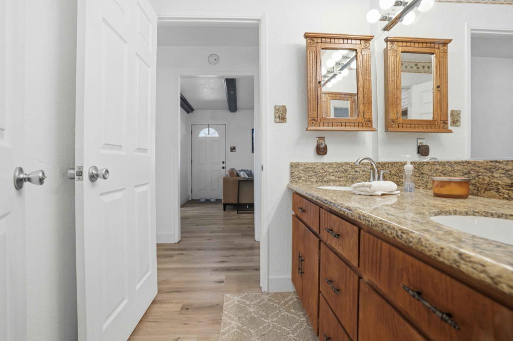 Vista Del Mar - Residential