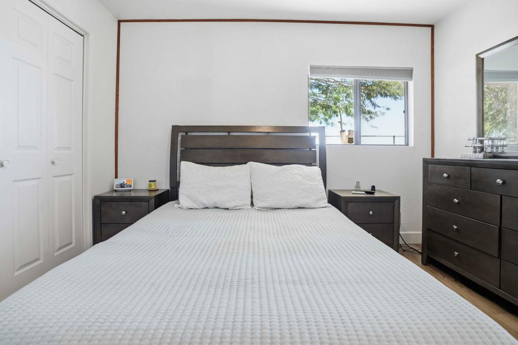 Vista Del Mar - Residential