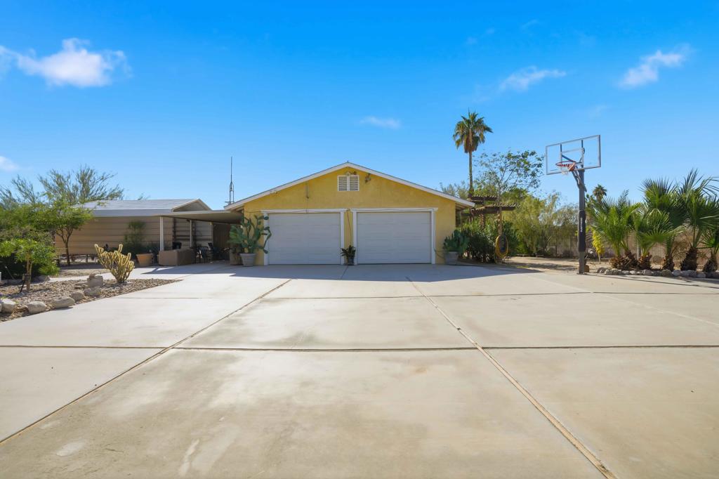 Vista Del Mar - Residential