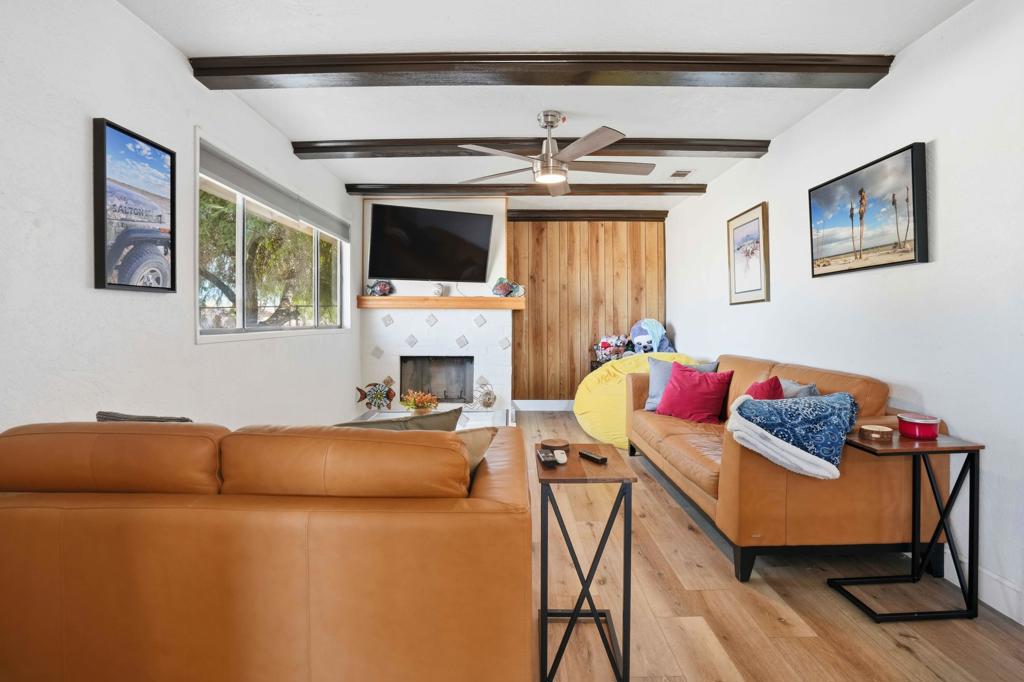 Vista Del Mar - Residential