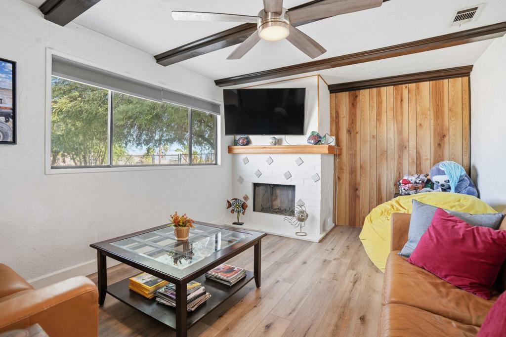 Vista Del Mar - Residential