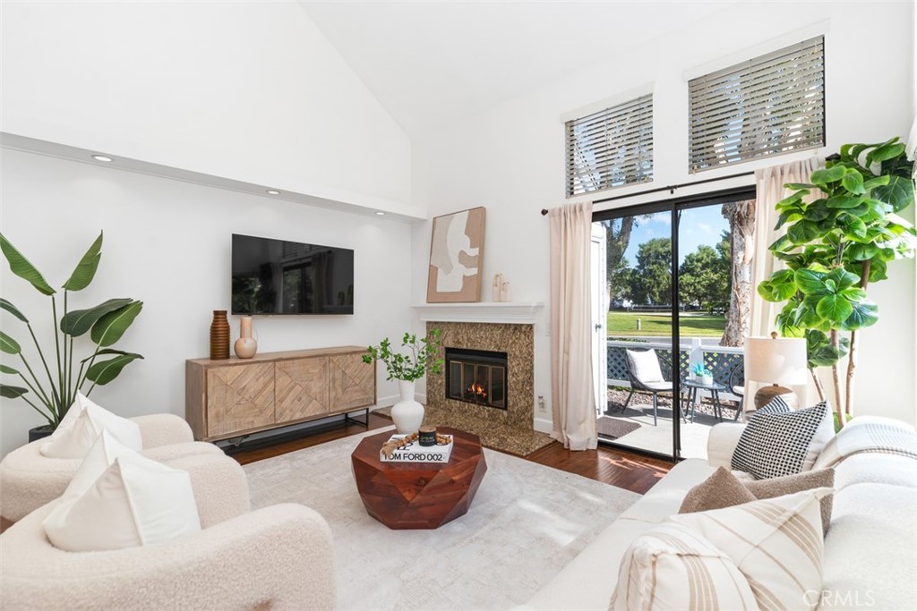 Laurels (LR) - Residential