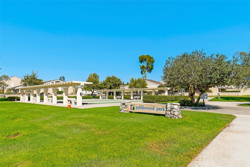 Laurels (LR) - Residential