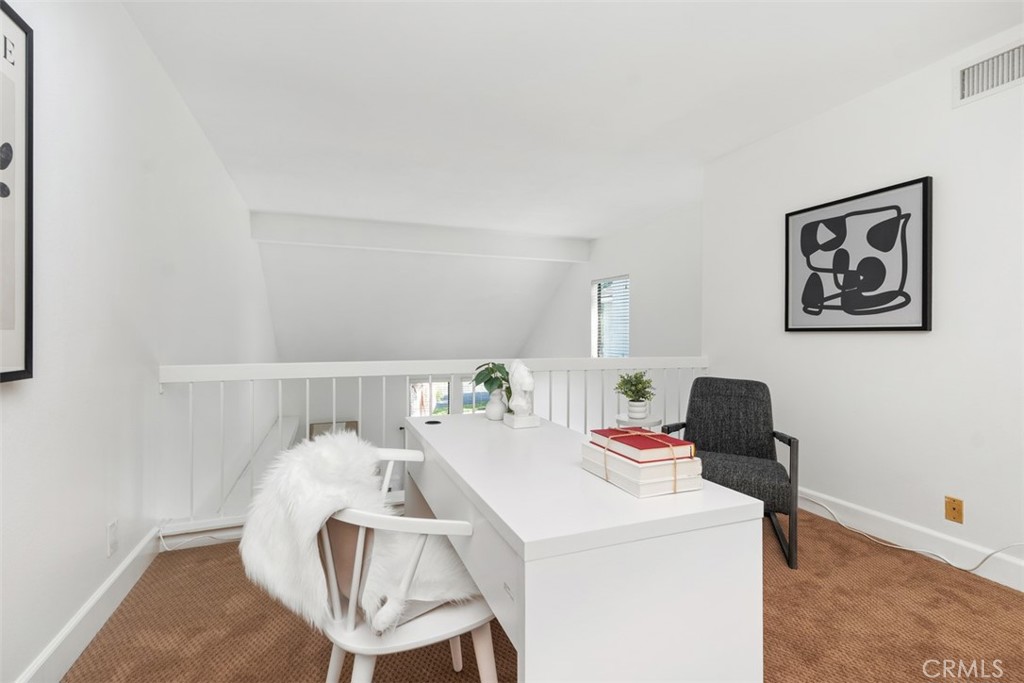 Laurels (LR) - Residential