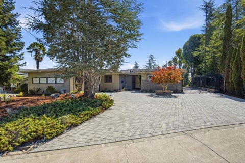 Photo of 886 Heather Drive, San Carlos, CA 94070 (MLS # ML82056963)