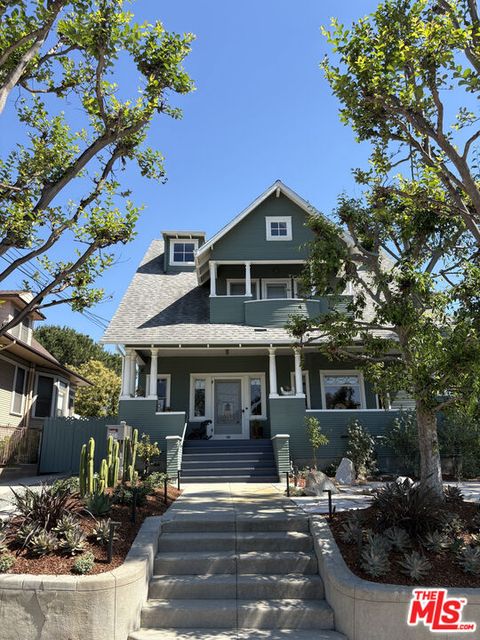 Photo of 748 E Kensington Road, Los Angeles, CA 90026 (MLS # 26668347)