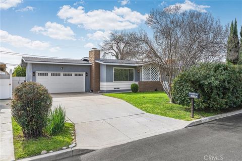 Photo of 25583 Niles St, San Bernardino, CA 92404 (MLS # IG26033982)